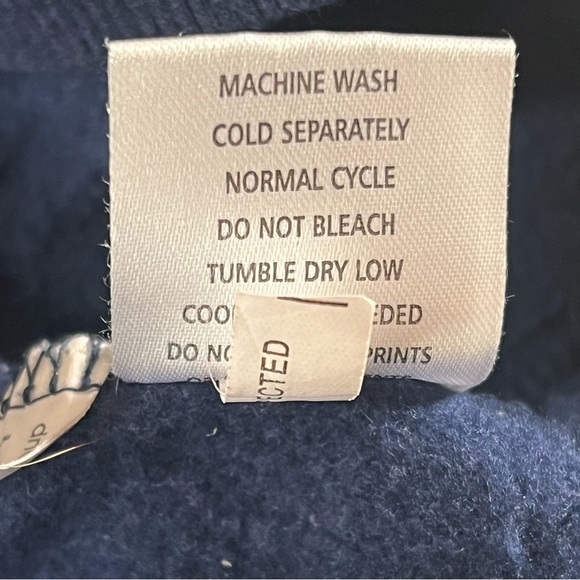 G-III Apparel NFL Throwback New England Patriots Ladies Hoodie Sweatshirt XL - Picture 5 of 15